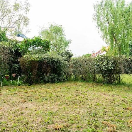 Appartement Avec Jardin Et Terrasse Pres De Paris Mantes-la-Jolie Kültér fotó