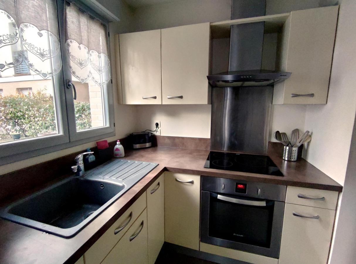 Appartement Avec Jardin Et Terrasse Pres De Paris Mantes-la-Jolie Kültér fotó