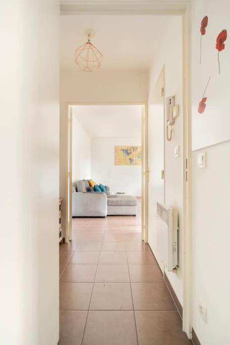 Appartement Avec Jardin Et Terrasse Pres De Paris Mantes-la-Jolie Kültér fotó